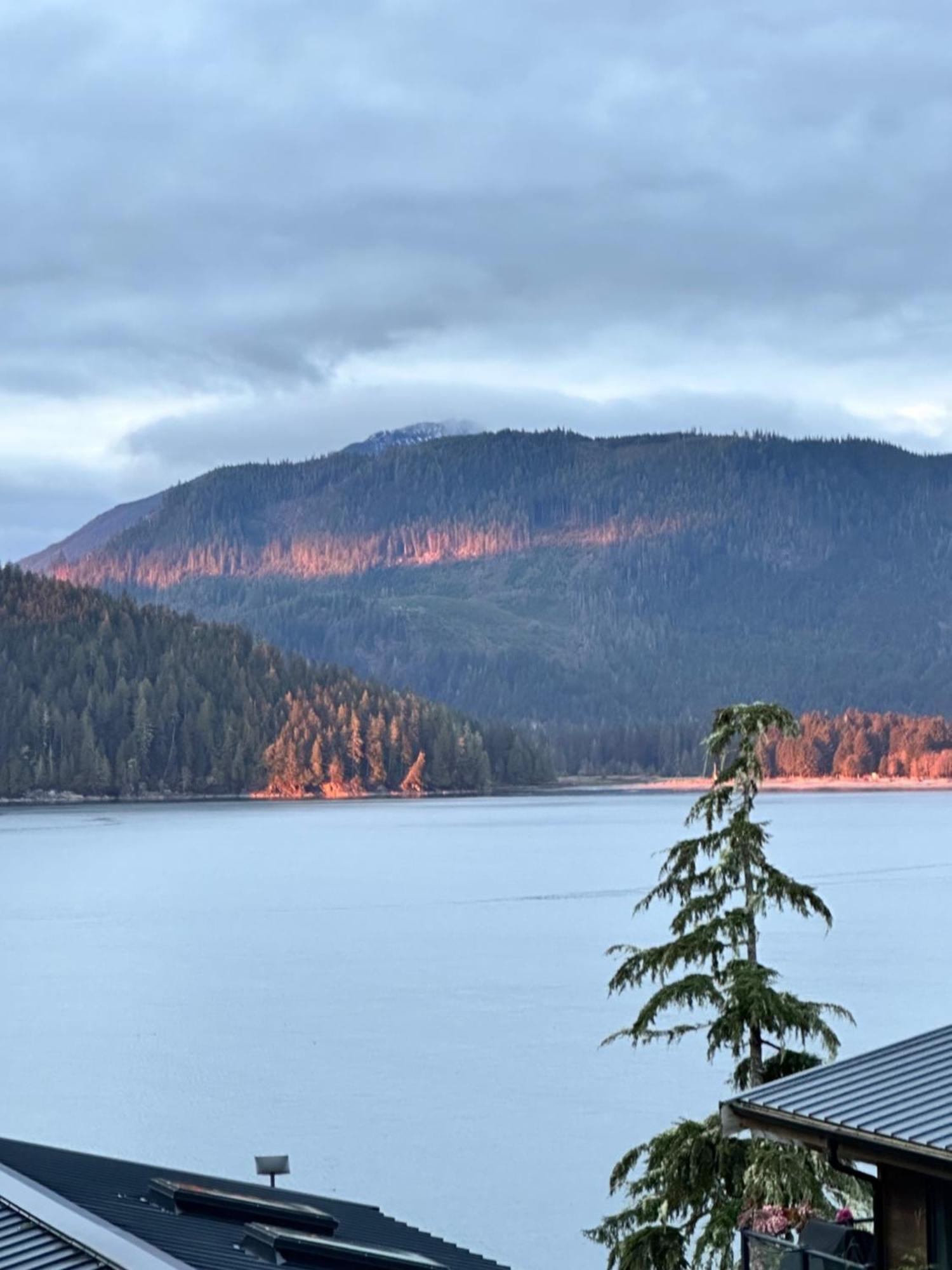 Bjorn Holm Βίλα Port Renfrew Εξωτερικό φωτογραφία